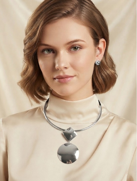 Circle/Square Pendant Necklace & Earring Set